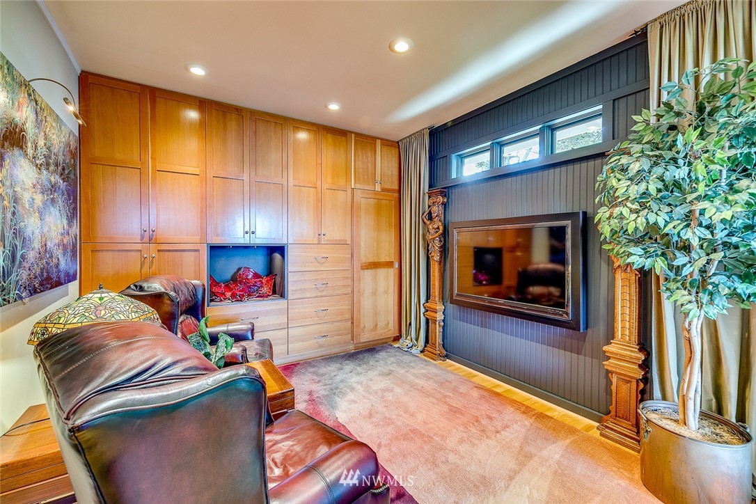 23920 Jefferson Point Road Northeast Kingston, WA 98346 - Photo 21 of 39 Gallery Image 21