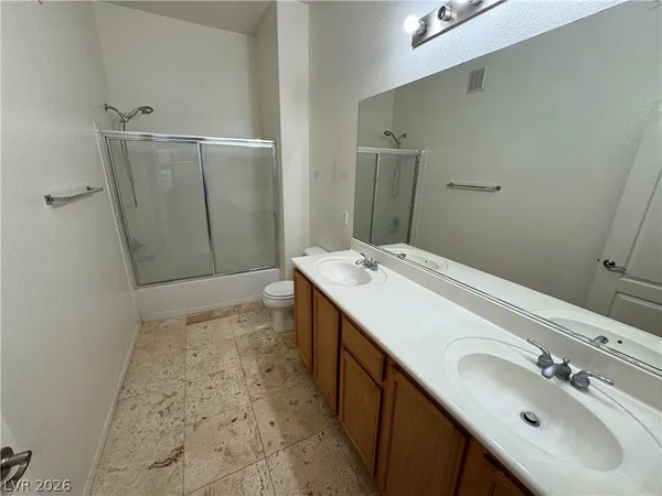 $1,675 | 2305 West Horizon Ridge Parkway, Unit 2911, Henderson, NV 89052