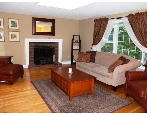 179 Union Street Natick, MA 01760 - Photo 6 of 10