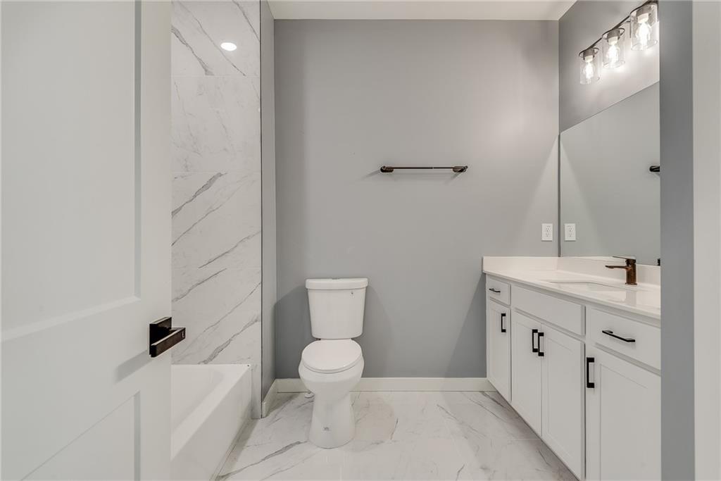 1072 Brookglynn Trace Decatur, GA 30032 - Photo 27 of 76 Gallery Image 27