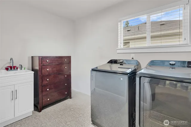 $2,349,990 | 1404 241st Place Southeast, Bothell, WA 98021