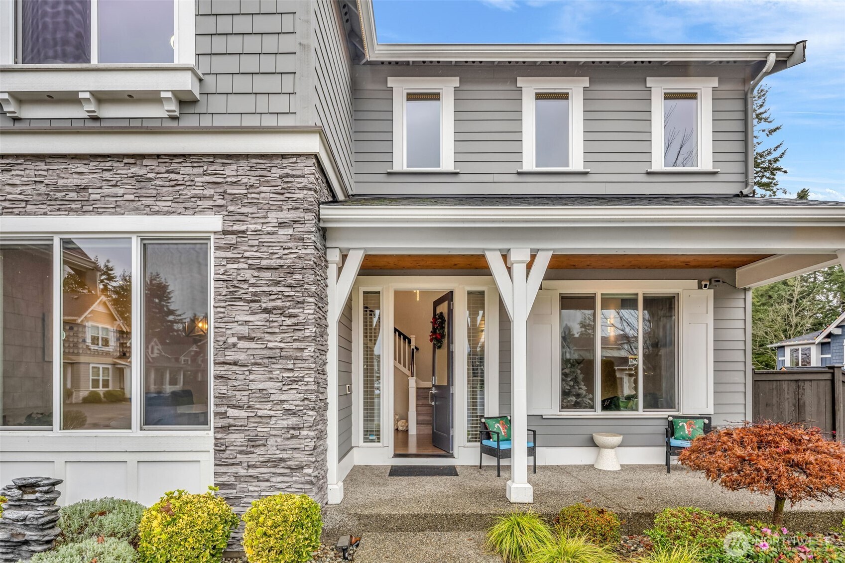 1404 241st Place Southeast Bothell, WA 98021 - Photo 3 of 40