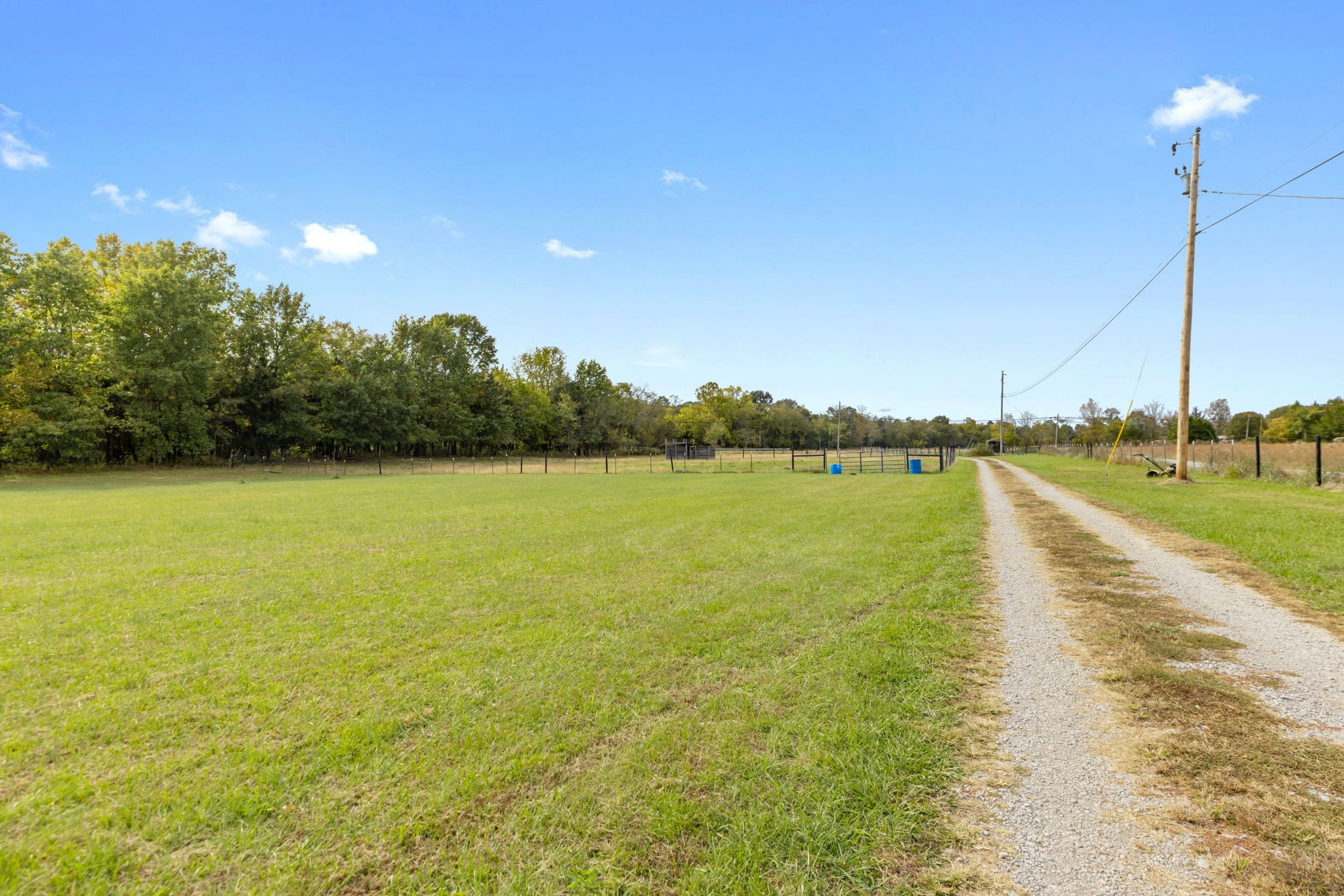 735 Belfast Farmington Road Lewisburg, TN 37091 - Photo 45 of 56 a view of an ocean and beach
