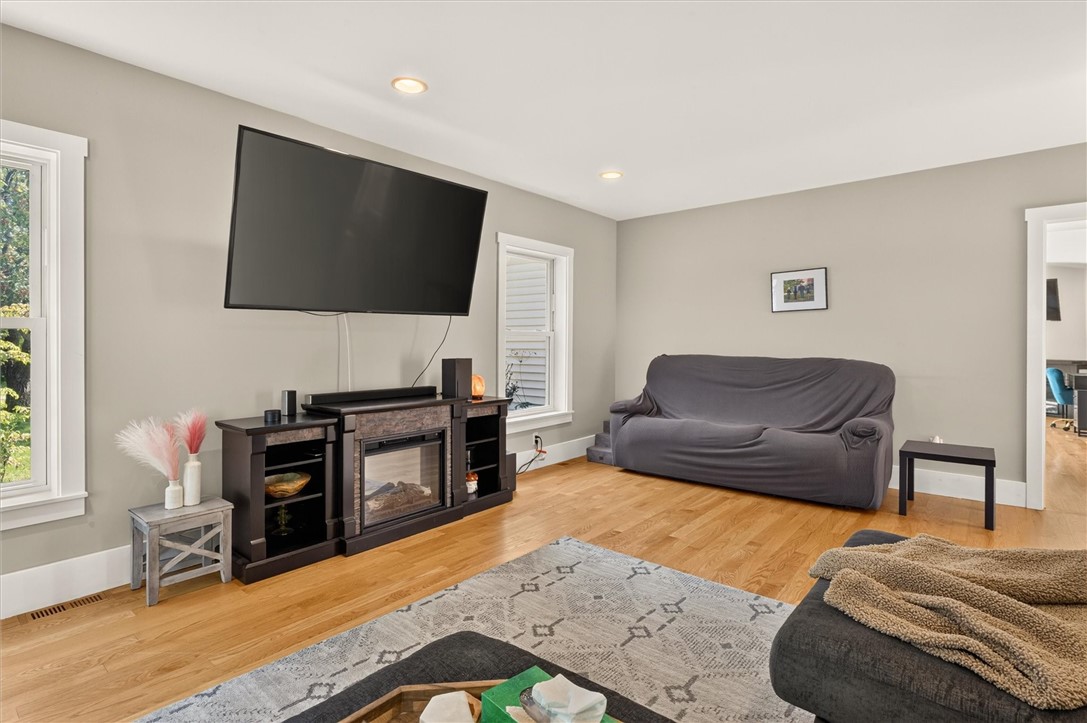 15330 Ridge Road West Gaines, NY 14411 - Photo 17 of 50 Gallery Image 17