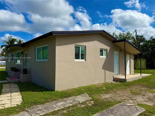 $564,900 | 17025 Northwest 38th Court, Miami Gardens, FL 33055