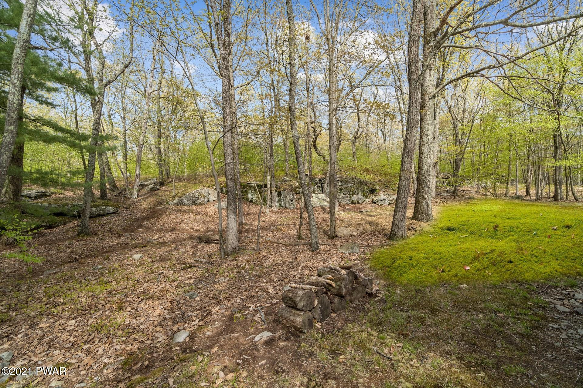 103 Ridgeway Drive Hawley, PA 18428 - Photo 29 of 31