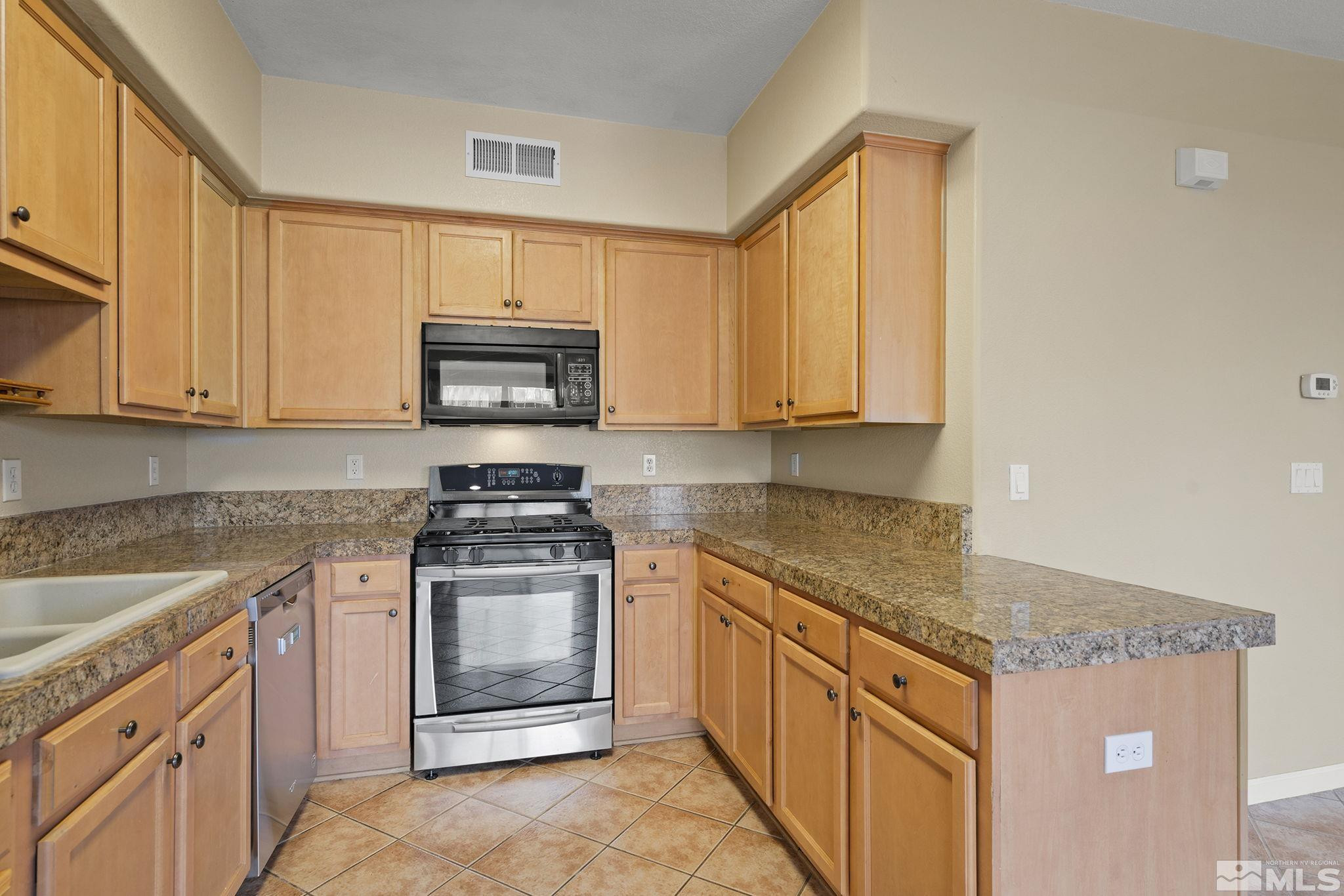 2135 Hellaby Lane, Unit LN Reno, NV 89502 - Photo 9 of 23 Photo 9