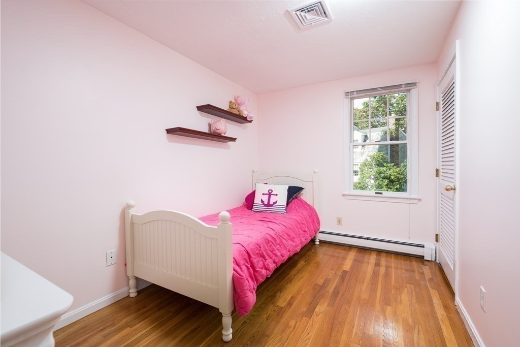 14 Chamberlain Run Hingham, MA 02043 - Photo 16 of 20