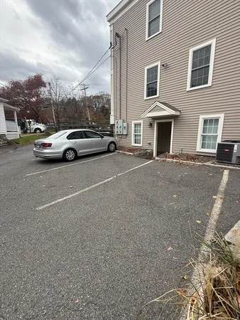 $2,500 | 56 Eliot Street, Unit C, Natick, MA 01760