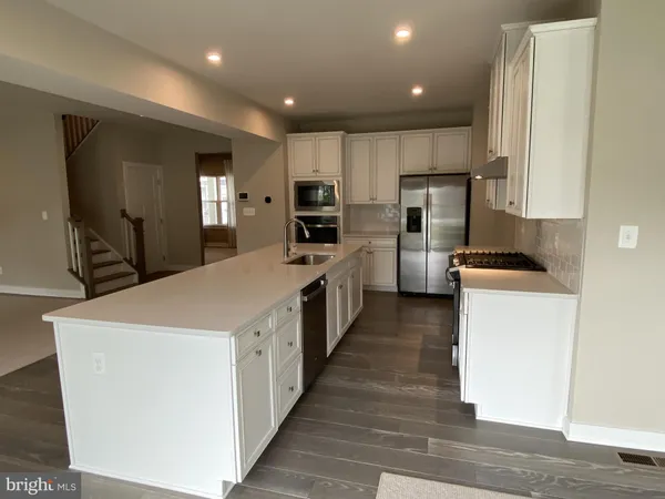 $3,100 | 603 Longleaf Drive, Chapel Hill, NC 27517