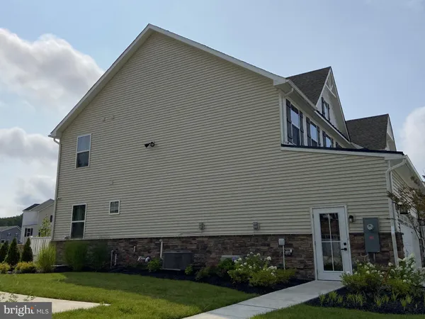 $3,100 | 603 Longleaf Drive, Chapel Hill, NC 27517