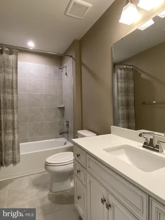 $3,100 | 603 Longleaf Drive, Chapel Hill, NC 27517