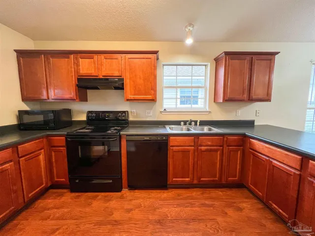 $1,500 | 3116 Flintlock Drive, Pensacola, FL 32526