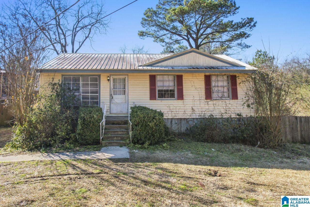 1652 Roberta Lane Birmingham, AL 35214 - Photo 1 of 34