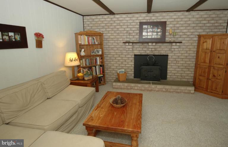 1620 Woodwell Road Silver Spring, MD 20906 - Photo 4 of 15 Family Room