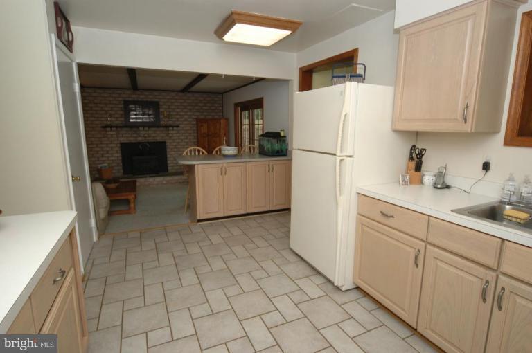 1620 Woodwell Road Silver Spring, MD 20906 - Photo 7 of 15 Kitchen
