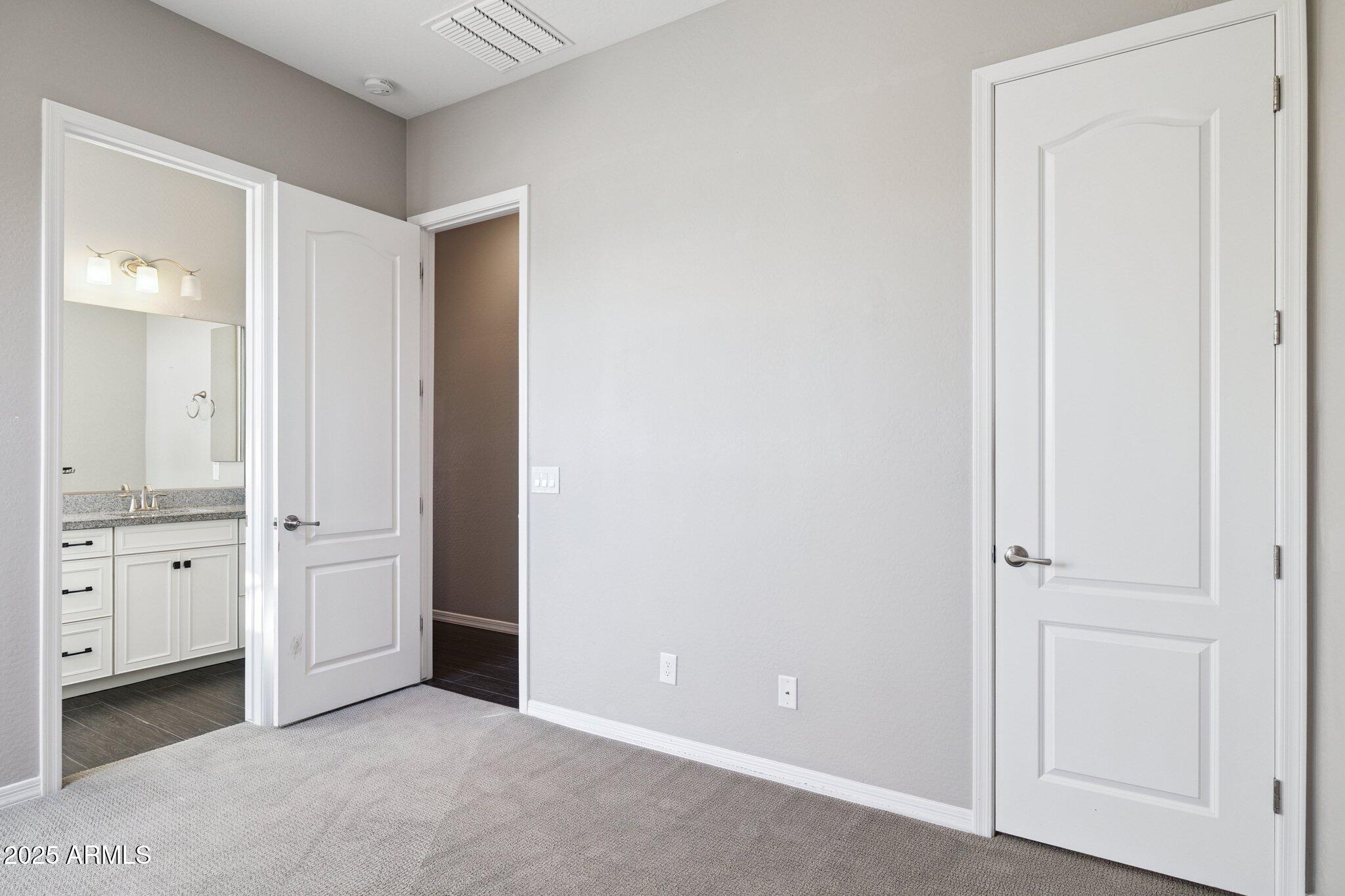 7707 South 43rd Place Phoenix, AZ 85042 - Photo 31 of 56 2nd En-suite Bedroom