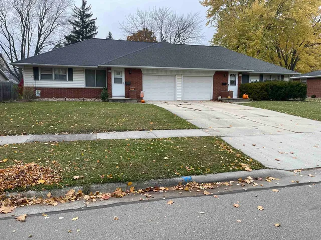 $399,900 | 817 Voelker Street, De Pere, WI 54115