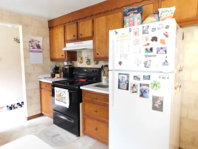 $399,900 | 817 Voelker Street, De Pere, WI 54115