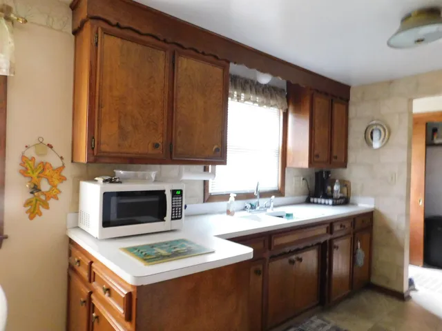 $399,900 | 817 Voelker Street, De Pere, WI 54115