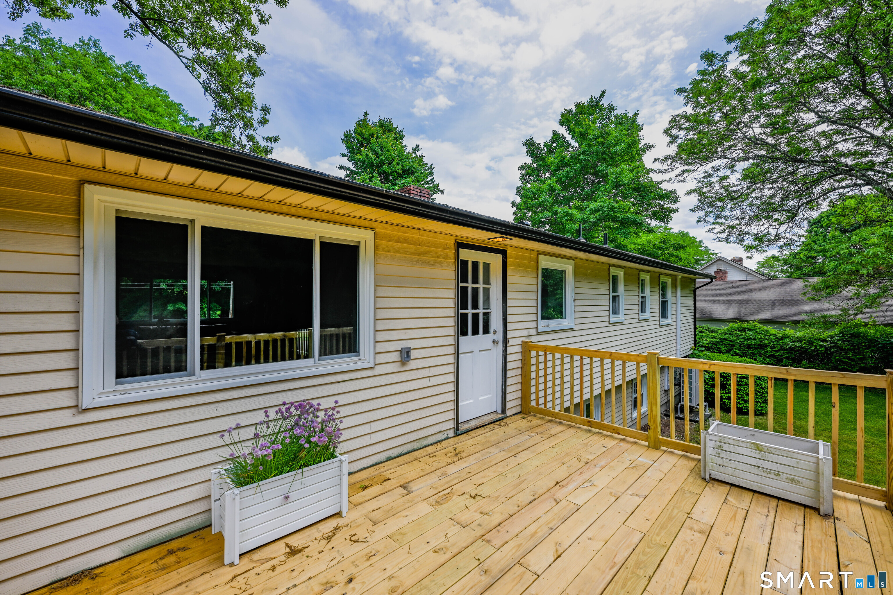 31 Hollow Brook Road Windsor, CT 06095 - Photo 34 of 40