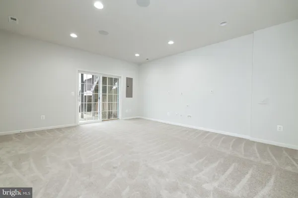 $2,375 | 217 Crofton Court, Stephenson, VA 22656