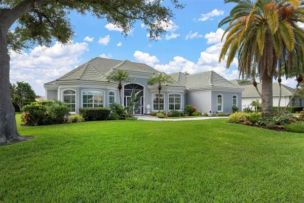 $1,350,000 | 434 Tremingham Way, Venice, FL 34293