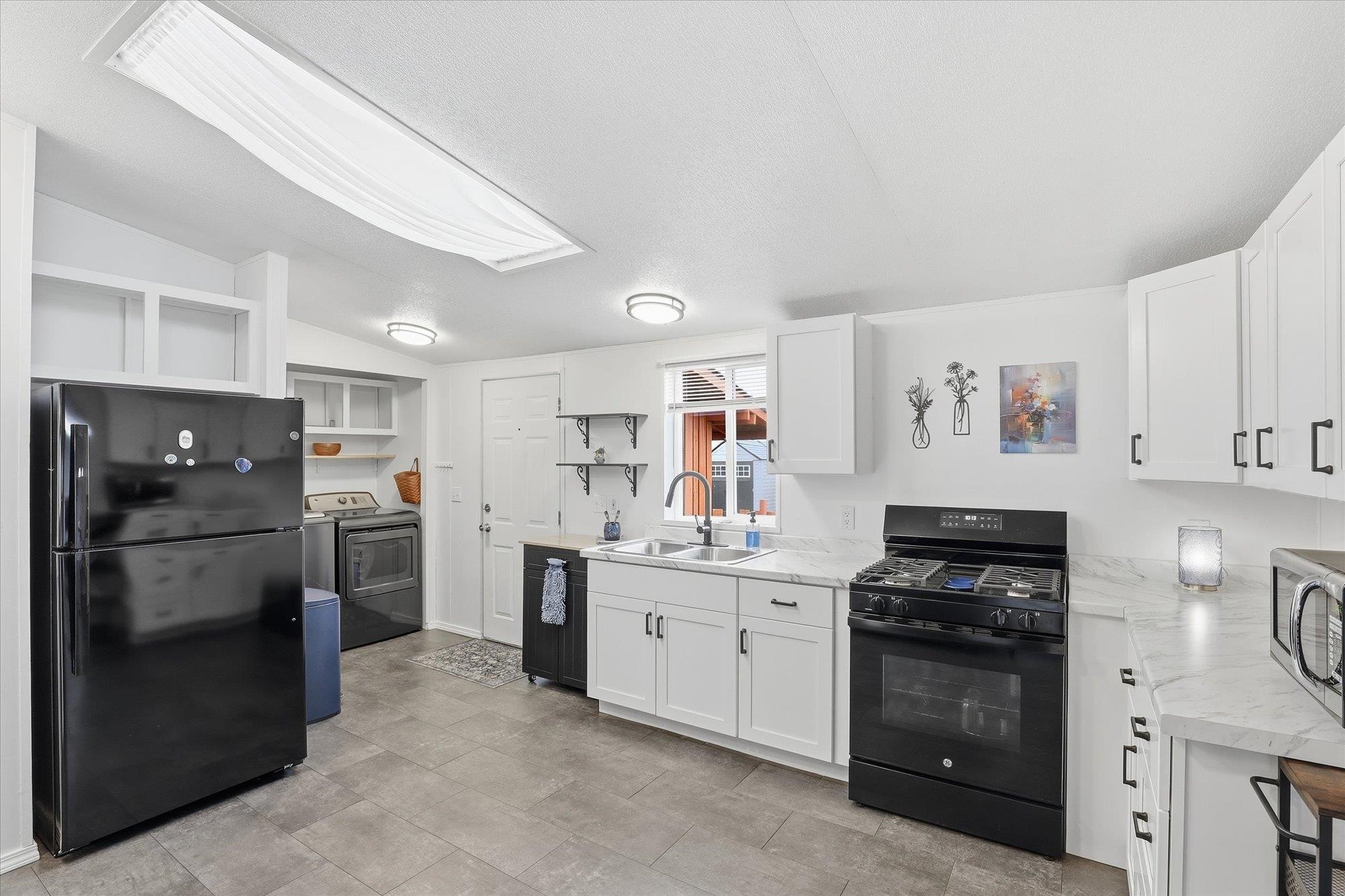 10510 West Richland Road, Unit 11 Cheney, WA 99004 - Photo 20 of 50