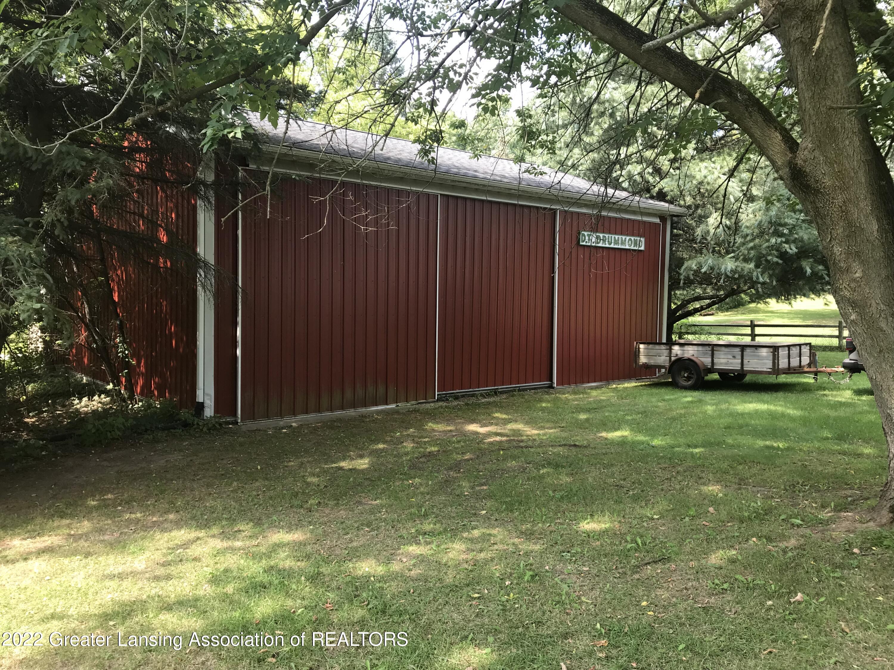 8591 Coleman Road Haslett, MI 48840 - Photo 114 of 149 AD3FFF01-E9A9-49E1-808D-5F8E8E83BE44