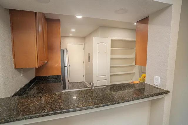 $259,000 | 7166 North Fruit Avenue, Unit 178, Fresno, CA 93711