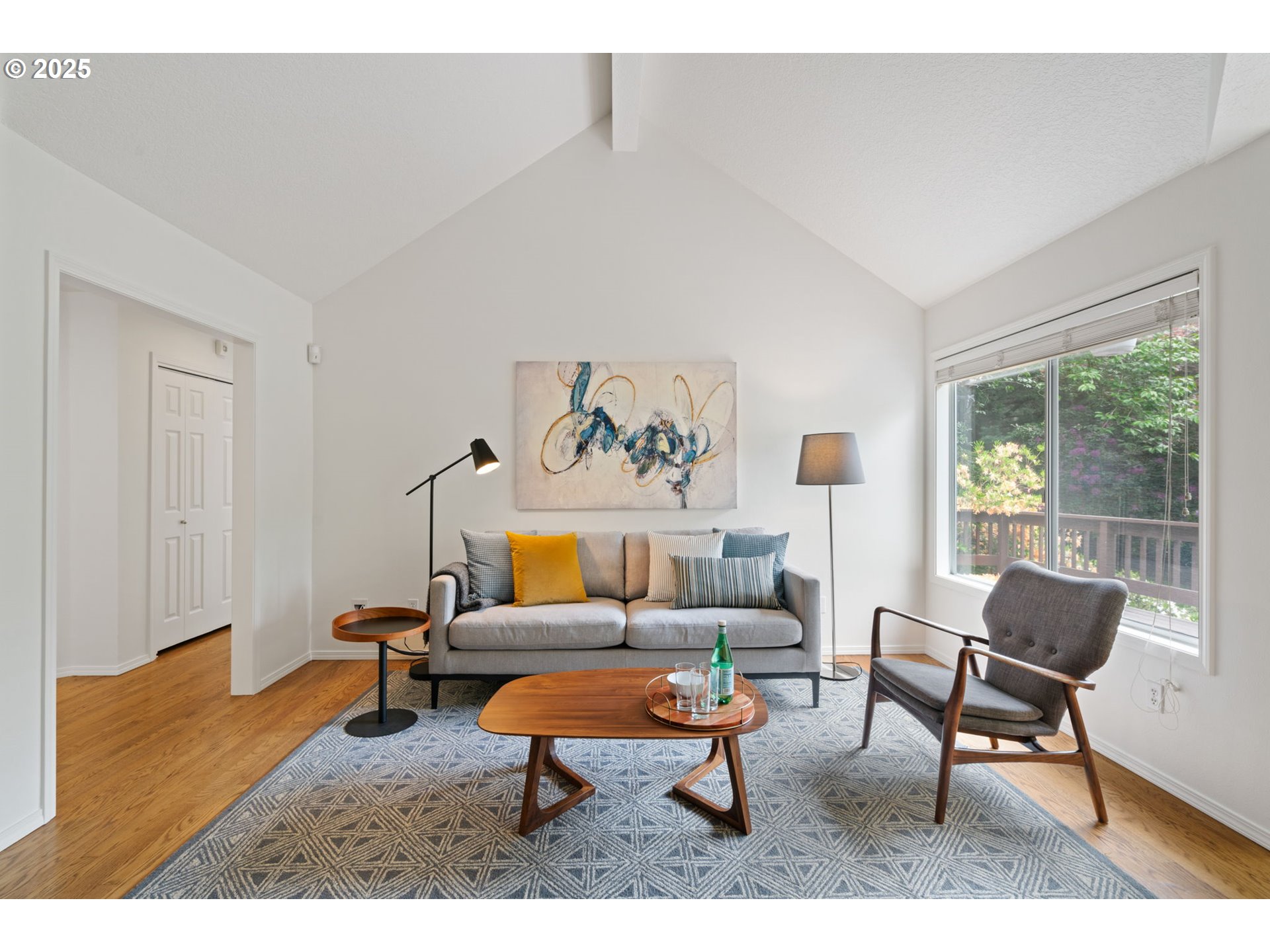 4938 Southwest Orchard Lane Portland, OR 97219 - Photo 12 of 43