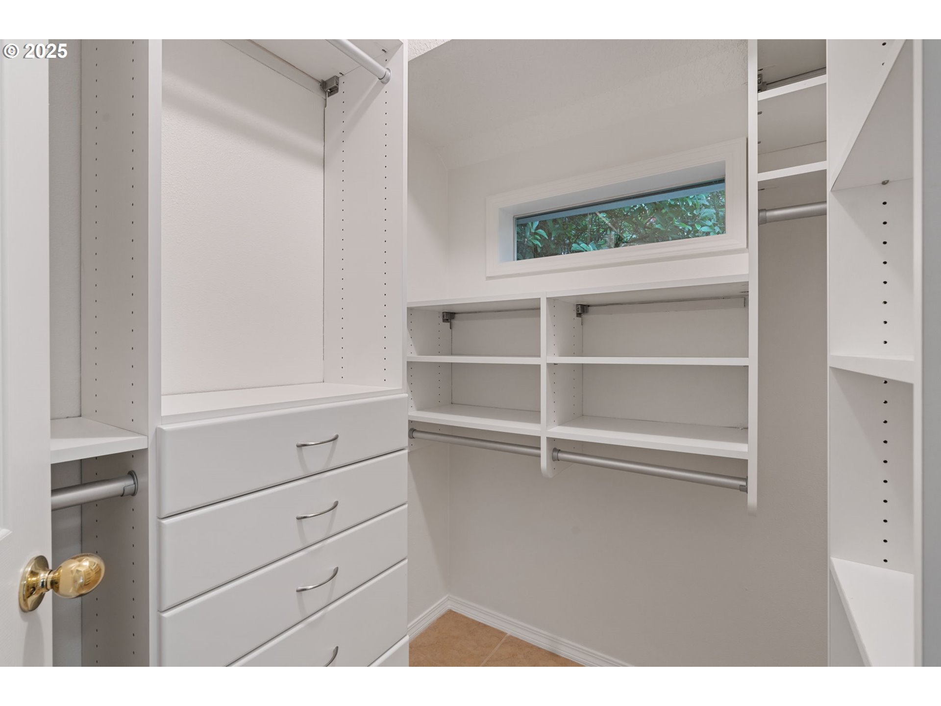 4938 Southwest Orchard Lane Portland, OR 97219 - Photo 31 of 43
