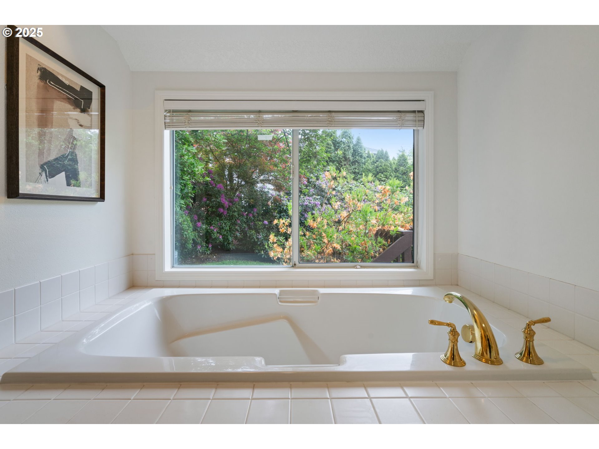 4938 Southwest Orchard Lane Portland, OR 97219 - Photo 33 of 43