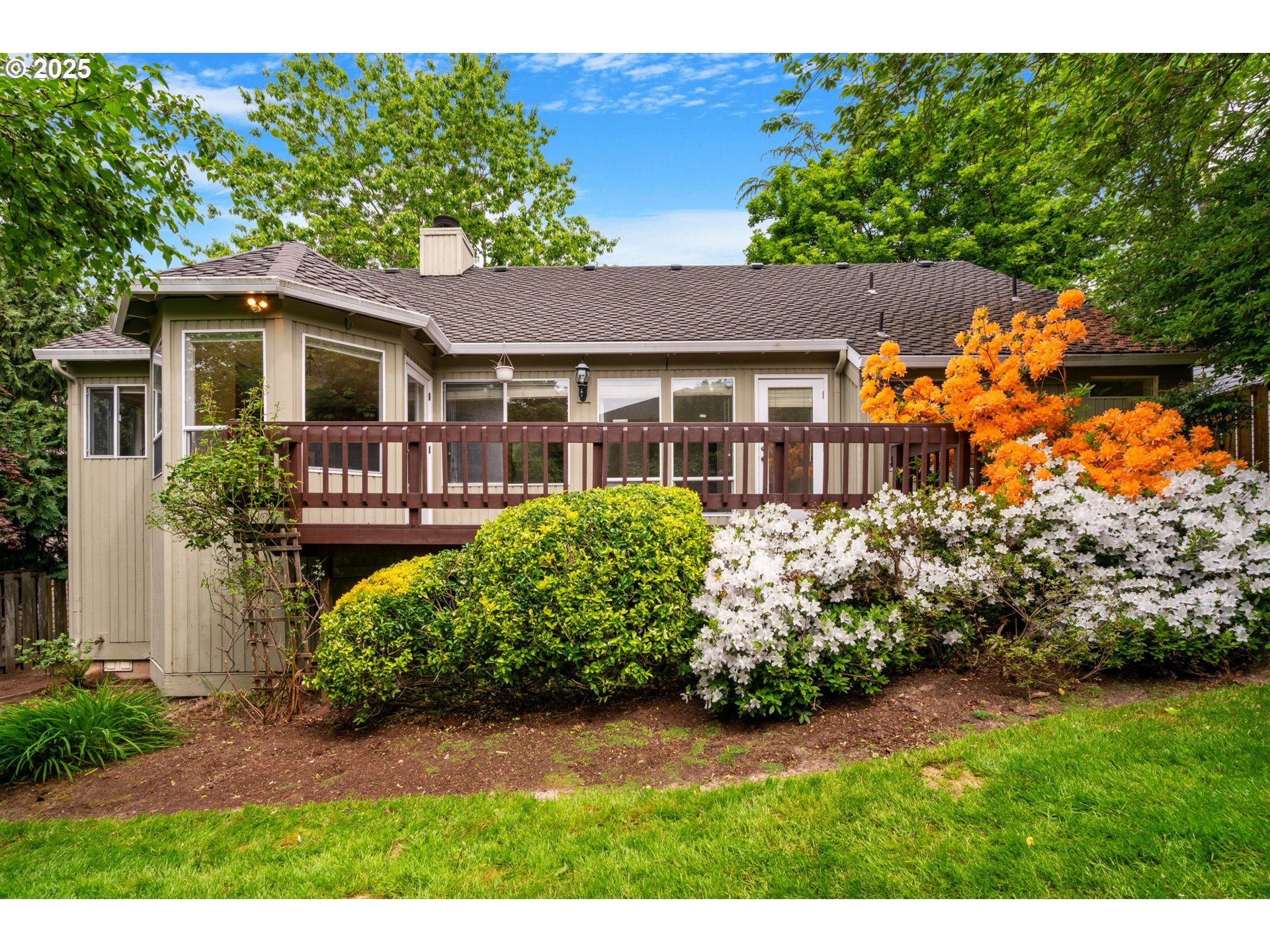 4938 Southwest Orchard Lane Portland, OR 97219 - Photo 40 of 43