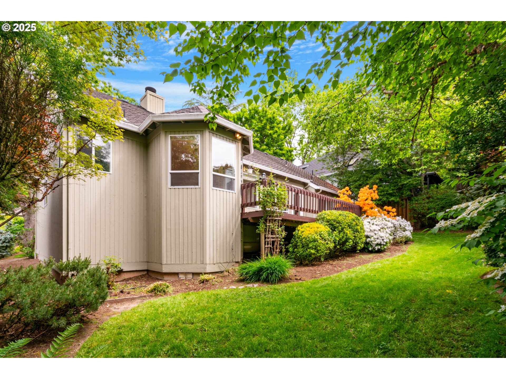 4938 Southwest Orchard Lane Portland, OR 97219 - Photo 41 of 43