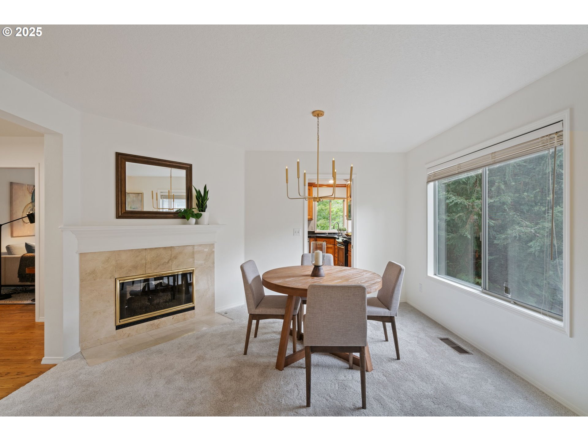 4938 Southwest Orchard Lane Portland, OR 97219 - Photo 9 of 43