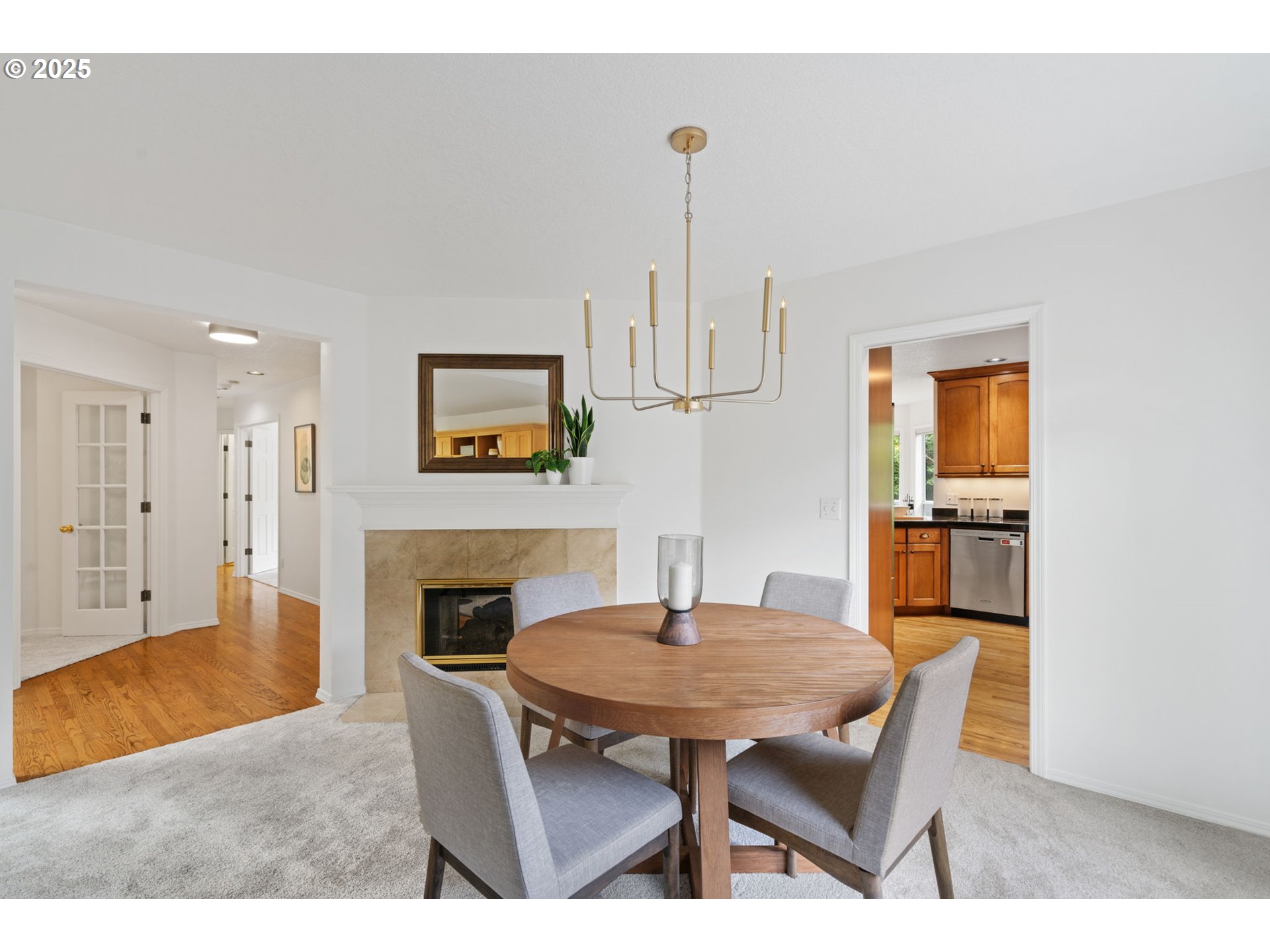 4938 Southwest Orchard Lane Portland, OR 97219 - Photo 10 of 43