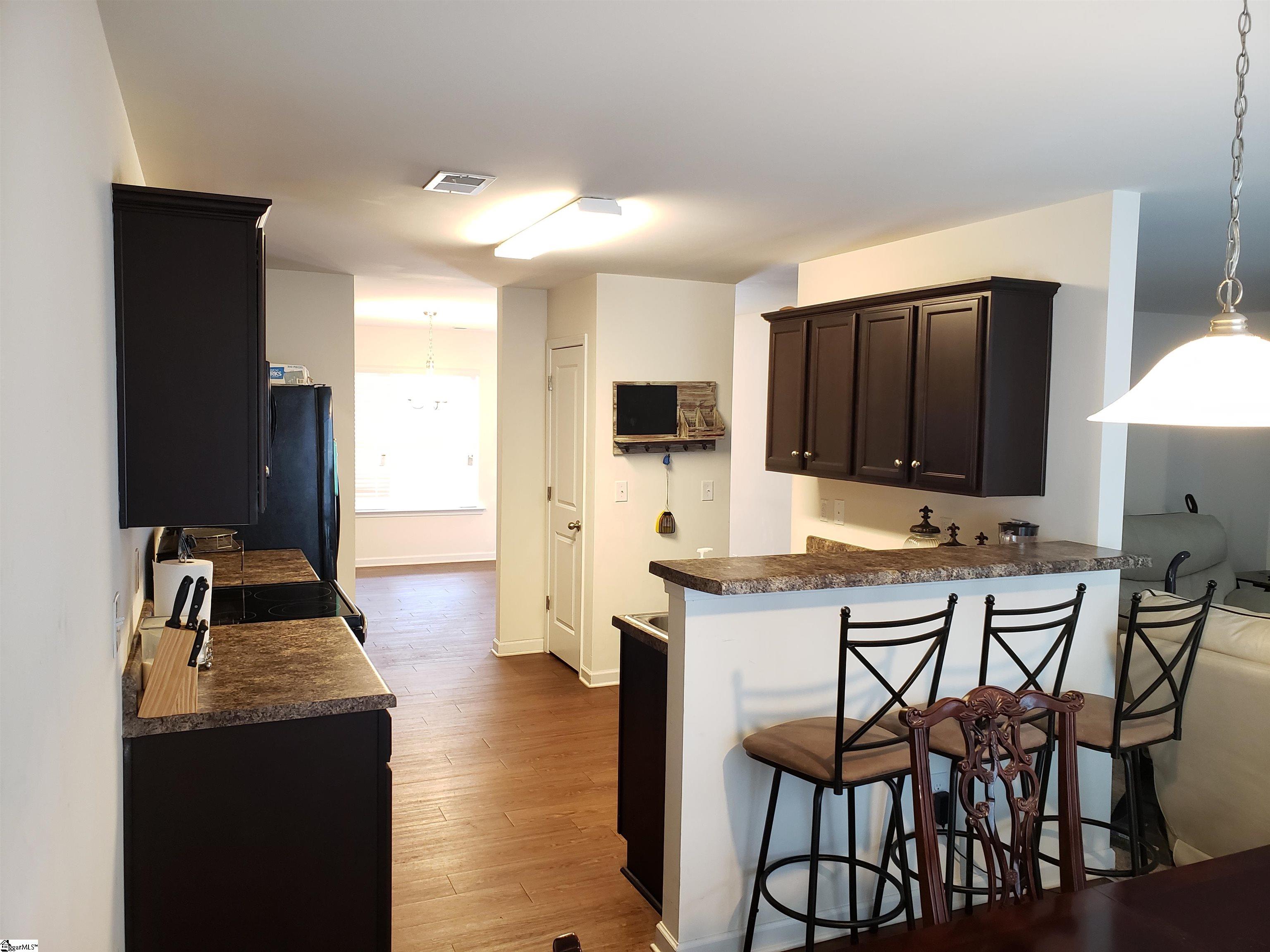 709 Brighton Ridge Court Wellford, SC 29385 - Photo 5 of 18 Gallery Image 5