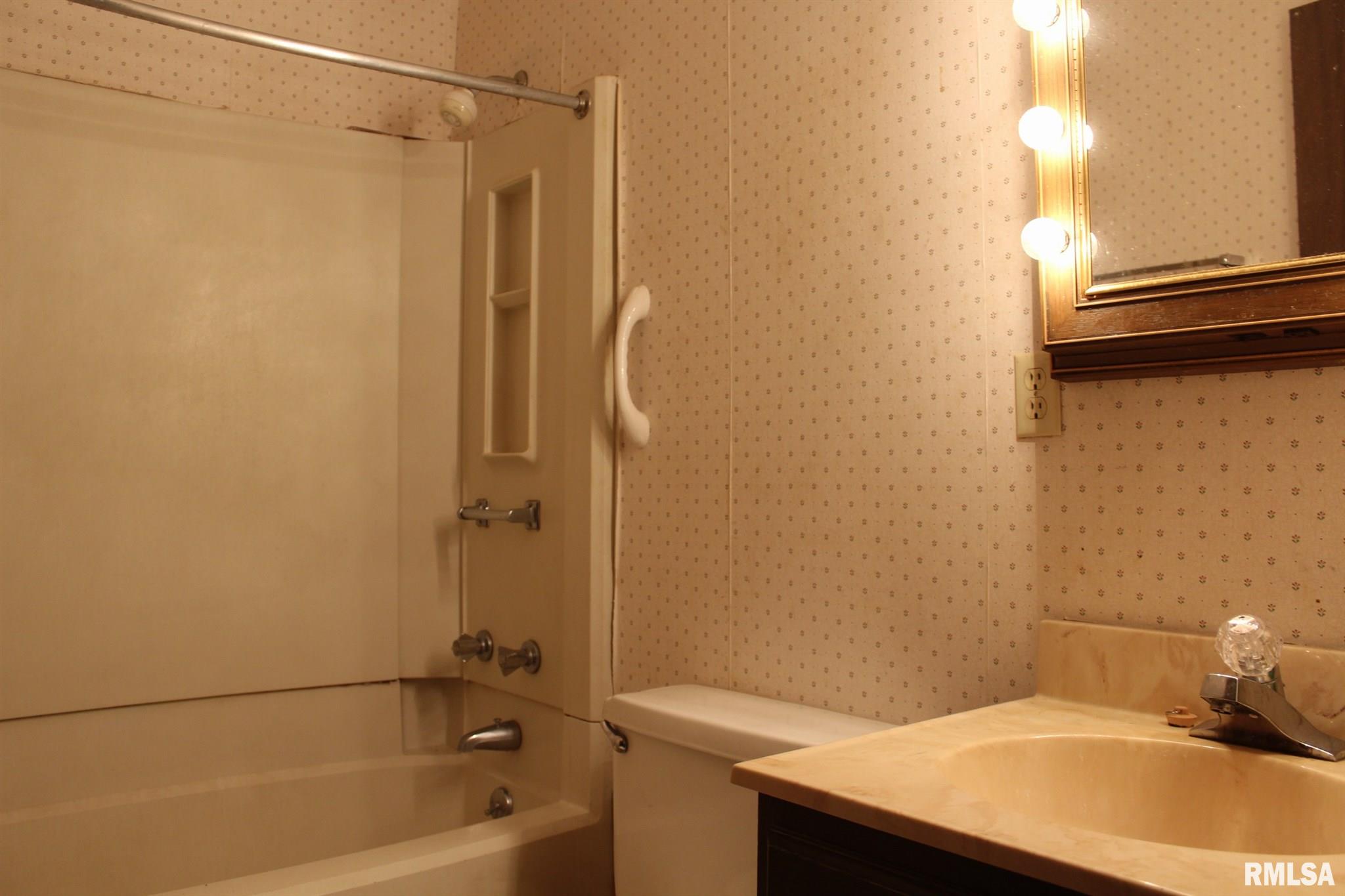 800 Charles Road Carbondale, IL 62901 - Photo 10 of 19