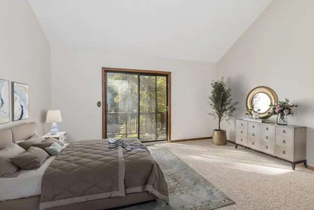 $370,000 | 1904 45th St Terrace, Riverside, MO 64150