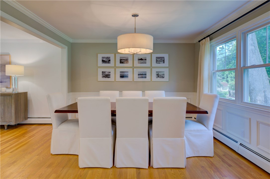 22 Pinetop Road Barrington, RI 02806 - Photo 11 of 40