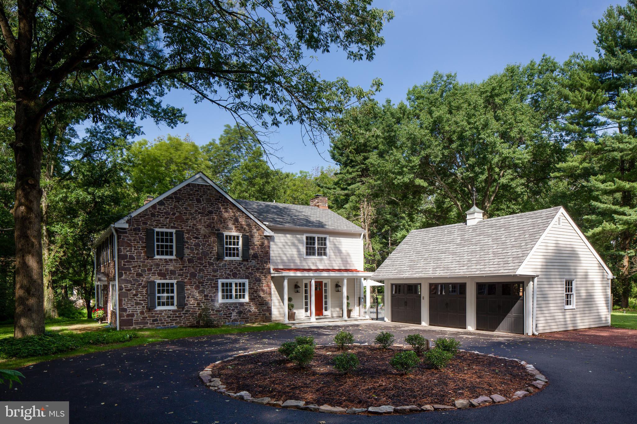 6609 Paxson Road New Hope, PA 18938 - Photo 1 of 36 Side view
