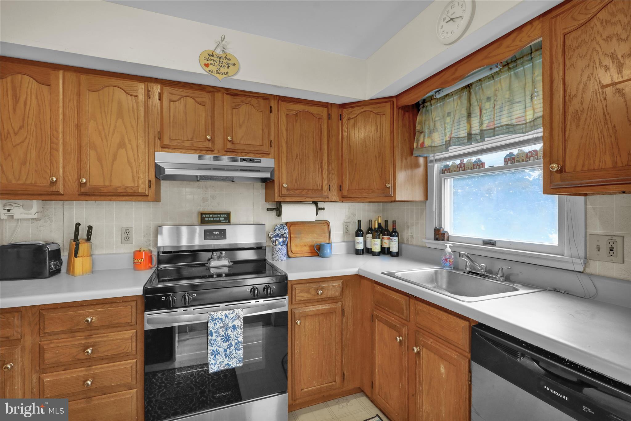 1206 Scott Street Reading, PA 19611 - Photo 12 of 22 Litchen