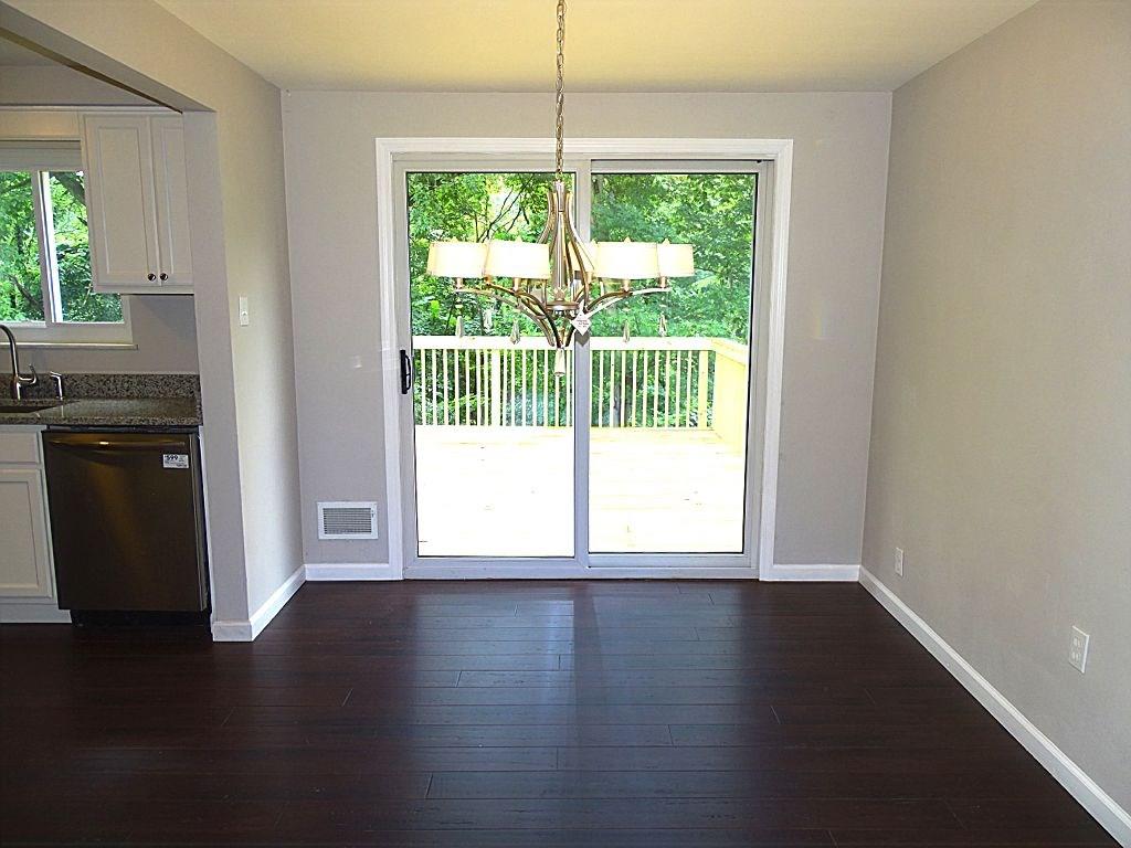 1043 Fiddleback Drive McKees Rocks, PA 15136 - Photo 8 of 25