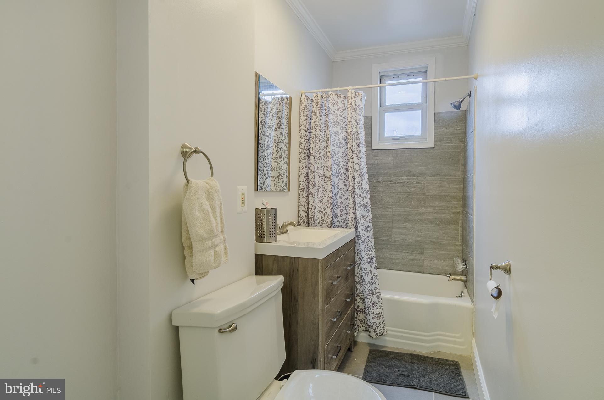 134 Rochester Place Baltimore, MD 21224 - Photo 18 of 26 Bath