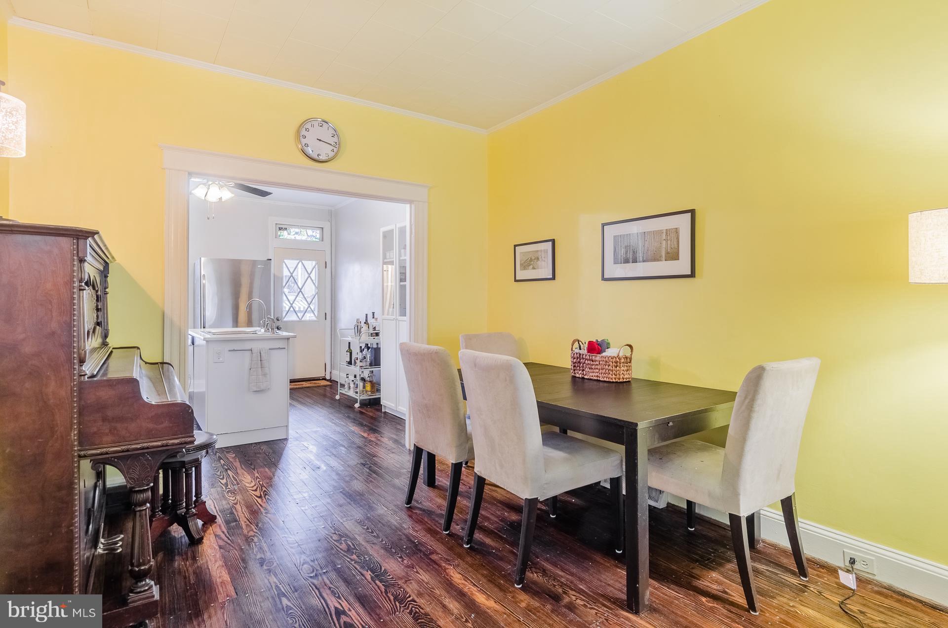 134 Rochester Place Baltimore, MD 21224 - Photo 6 of 26 Dining Room