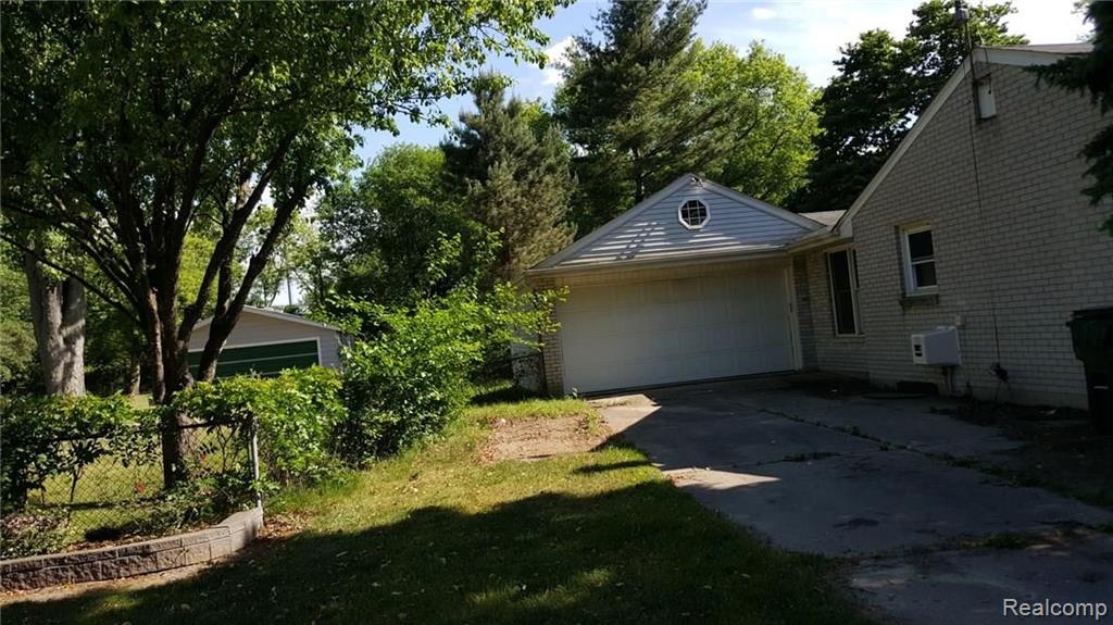 1080 Michelson Road Rochester Hills, MI 48307 - Photo 2 of 15