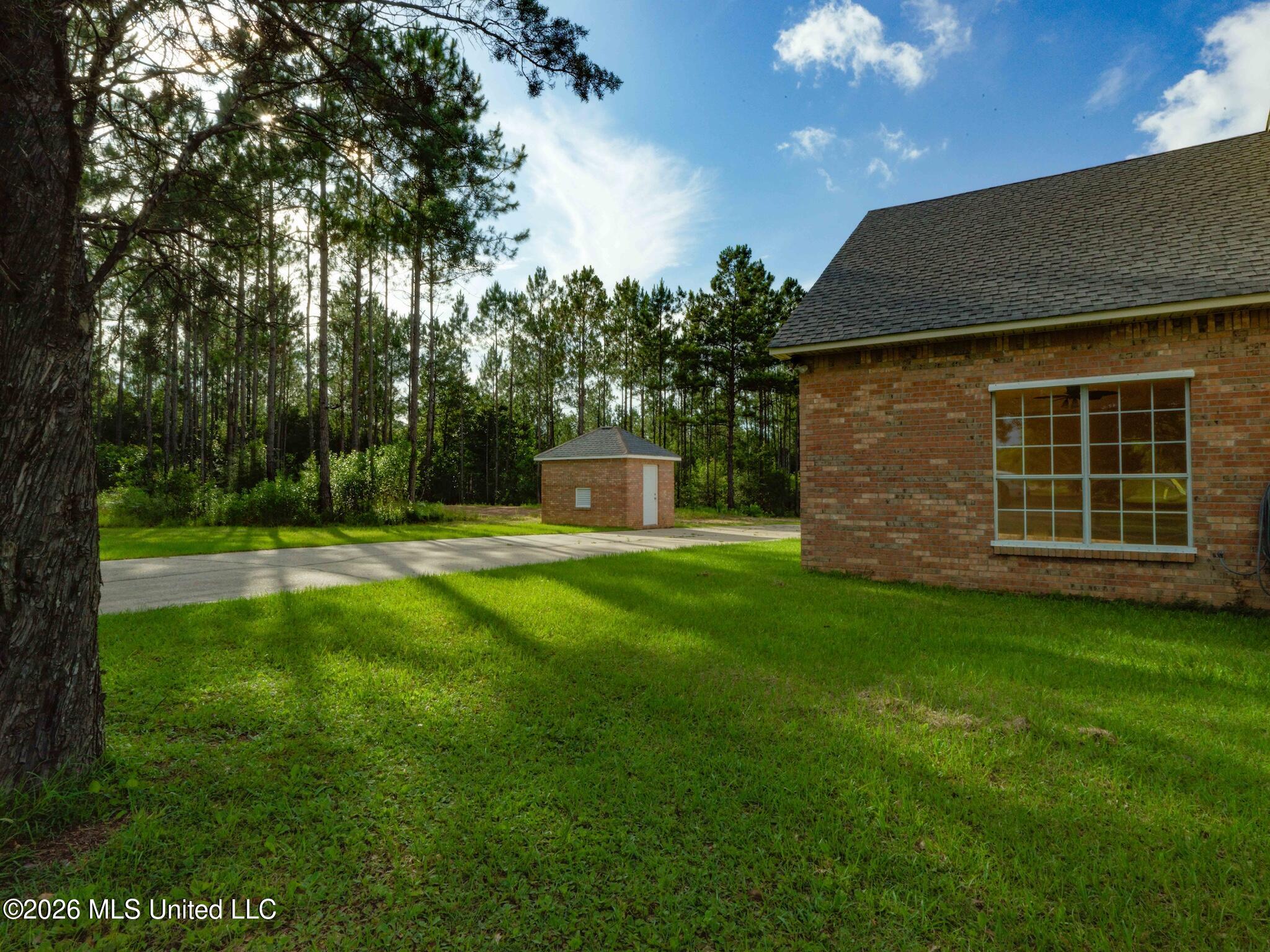 13125 Seaman Road Vancleave, MS 39565 - Photo 3 of 53 4