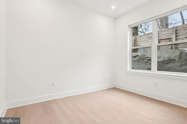 $4,000 | 20-30 West Allens Lane, Unit 110, Philadelphia, PA 19119