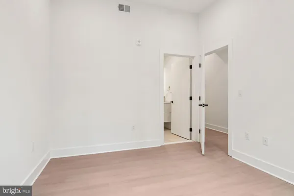 $4,000 | 20-30 West Allens Lane, Unit 110, Philadelphia, PA 19119
